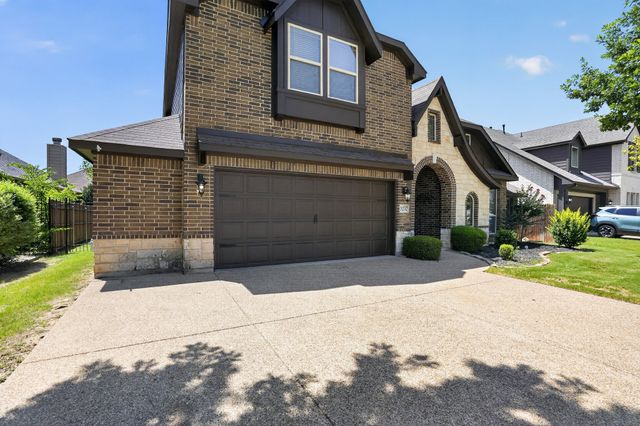 5252 Smokey Ridge Drive, Fort Worth, TX 76123