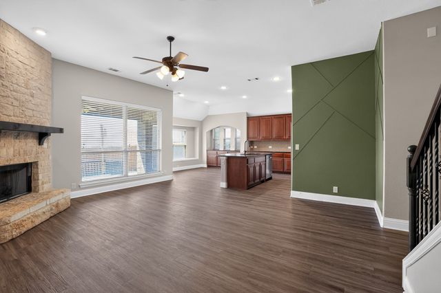 5252 Smokey Ridge Drive, Fort Worth, TX 76123