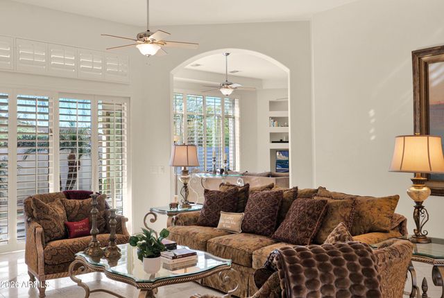 741 W AZALEA Drive, Chandler, AZ 85248