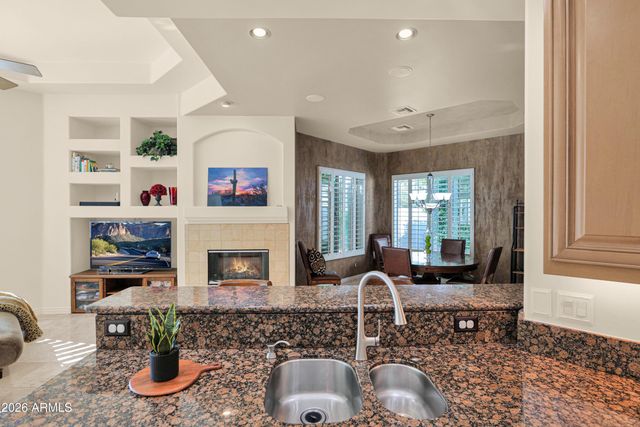 741 W AZALEA Drive, Chandler, AZ 85248