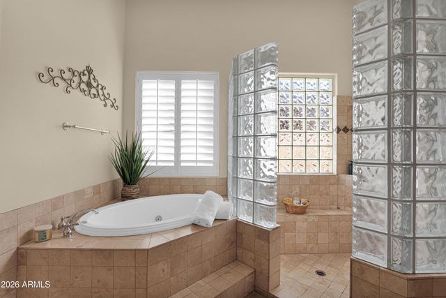 741 W AZALEA Drive, Chandler, AZ 85248