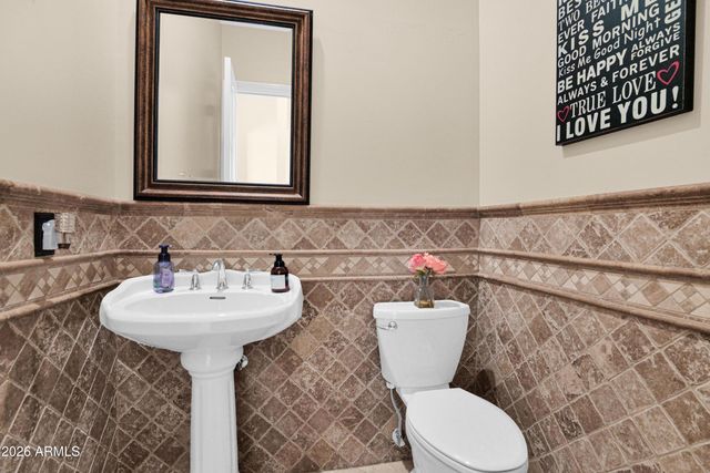 741 W AZALEA Drive, Chandler, AZ 85248