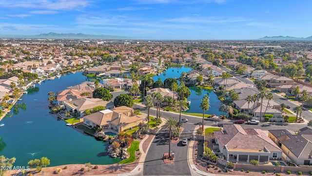 741 W AZALEA Drive, Chandler, AZ 85248