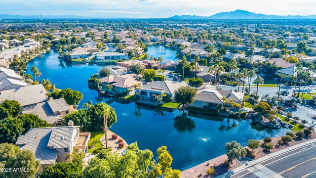 741 W AZALEA Drive, Chandler, AZ 85248