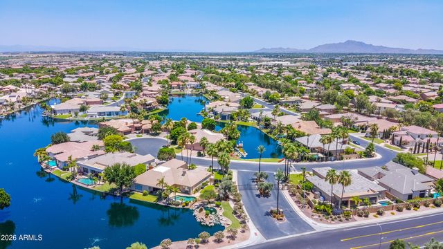 741 W AZALEA Drive, Chandler, AZ 85248