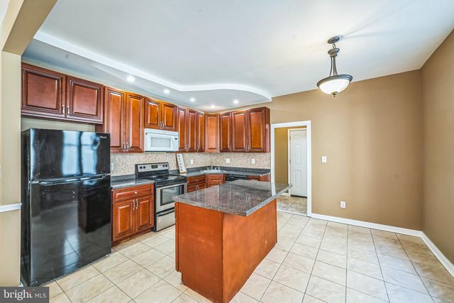 3817 HAVERFORD AVE, Philadelphia, PA 19104