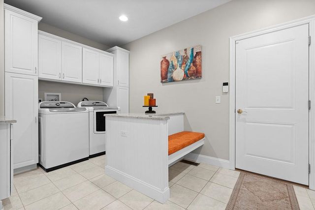 6 Swan Circle, Concord, NH 03301
