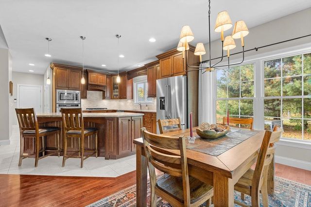 6 Swan Circle, Concord, NH 03301