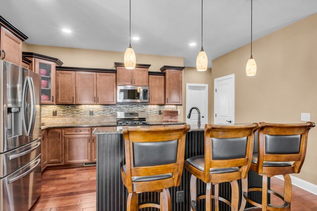 533 Summit View Cir, Clarksville, TN 37043