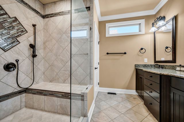 533 Summit View Cir, Clarksville, TN 37043