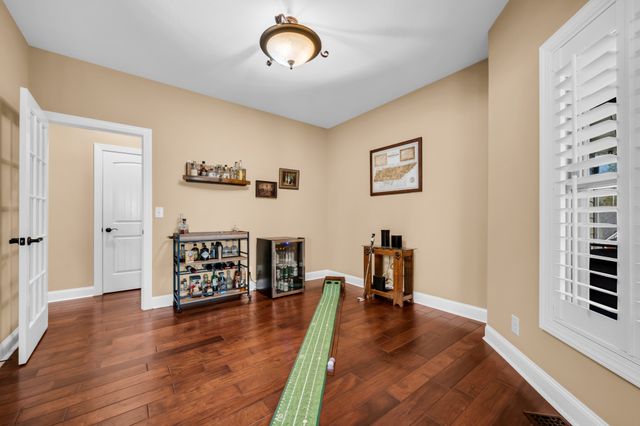 533 Summit View Cir, Clarksville, TN 37043