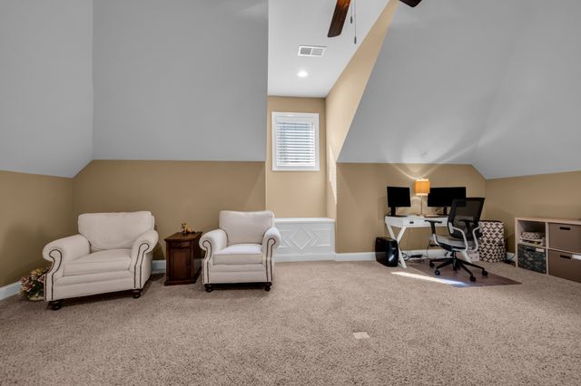 533 Summit View Cir, Clarksville, TN 37043