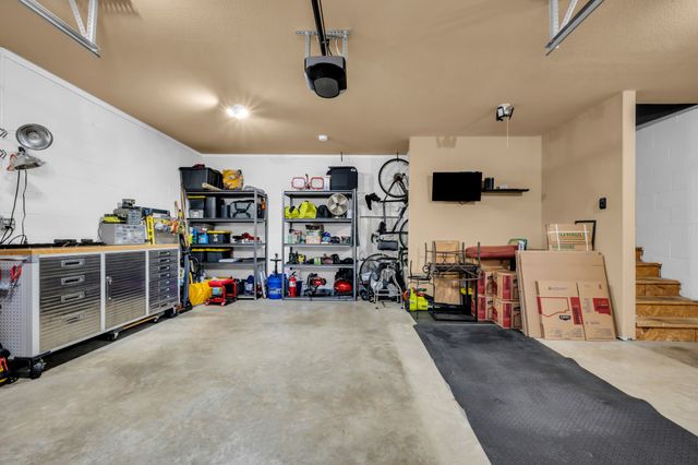 533 Summit View Cir, Clarksville, TN 37043