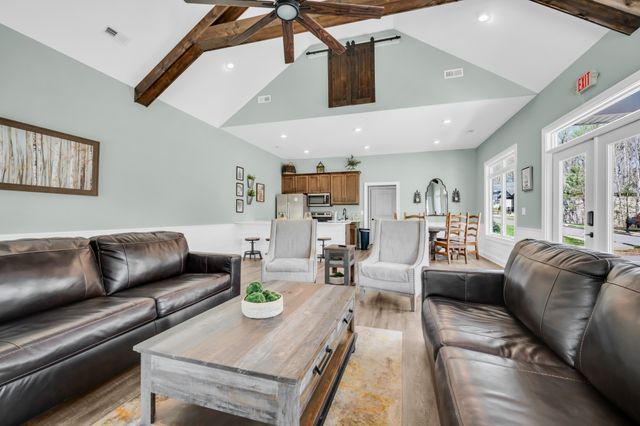 533 Summit View Cir, Clarksville, TN 37043