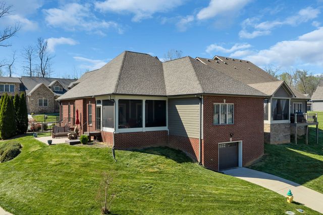 533 Summit View Cir, Clarksville, TN 37043