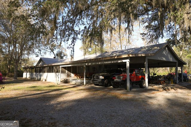 26 Capt Hanks Road, Woodbine, GA 31569