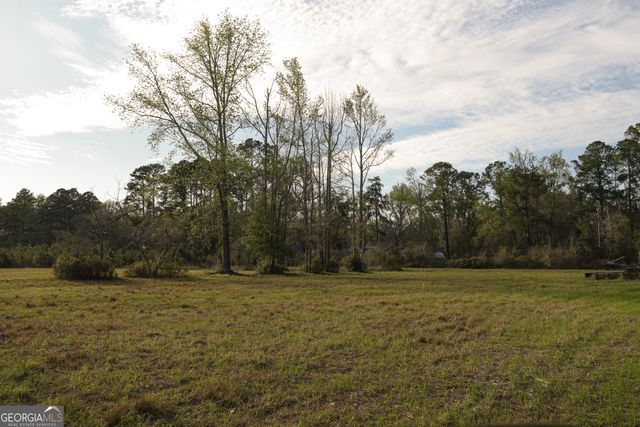 26 Capt Hanks Road, Woodbine, GA 31569