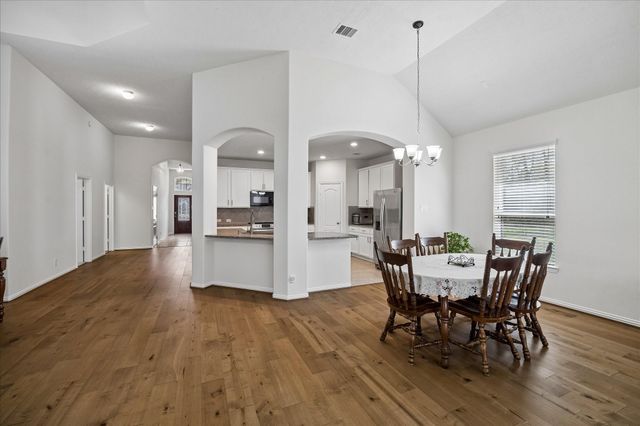 22400 Pineridge Drive, Porter, TX 77365