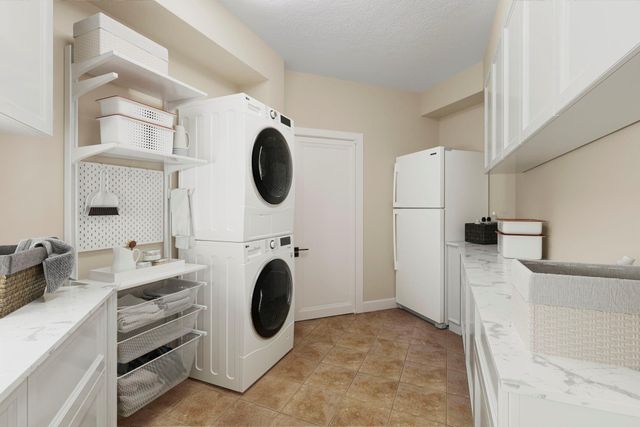 49 Rolling Links Court, Spring, TX 77380