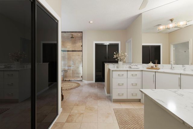 49 Rolling Links Court, Spring, TX 77380