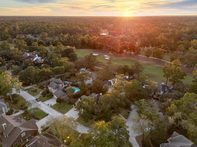 49 Rolling Links Court, Spring, TX 77380