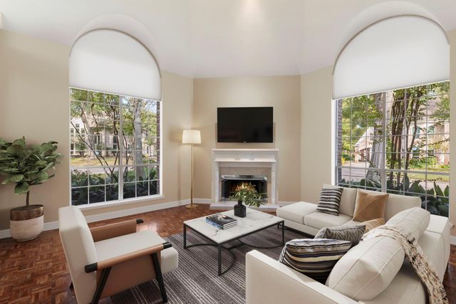 49 Rolling Links Court, Spring, TX 77380