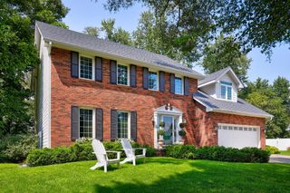 926 57th Street, West Des Moines, IA 50266