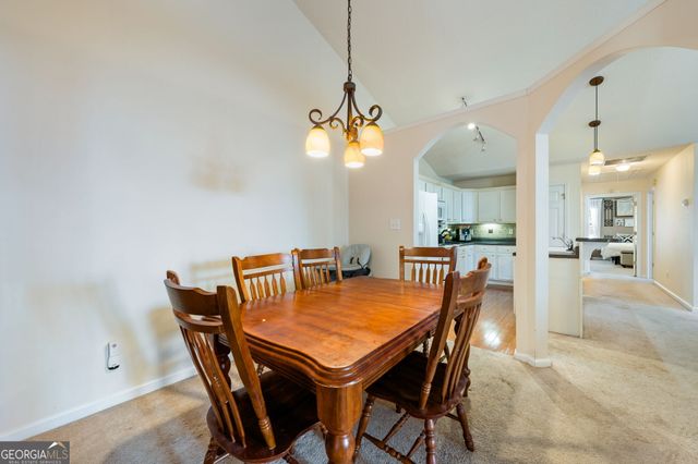 205 Courtyard Lane, Newnan, GA 30265