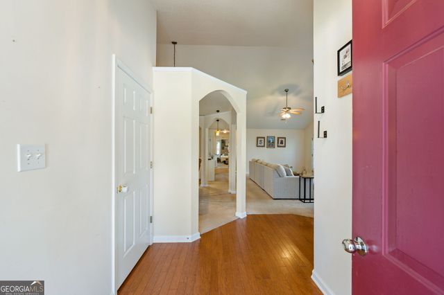 205 Courtyard Lane, Newnan, GA 30265