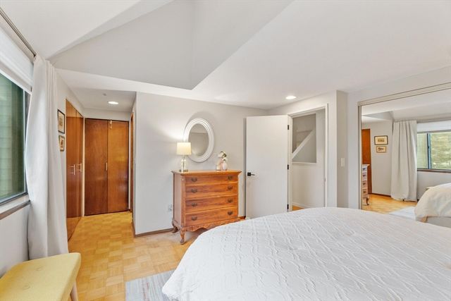 262 Brown Bear Crossing 262, Acton, MA 01720