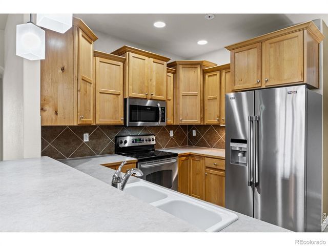 2176 Cape Hatteras Drive 3, Windsor, CO 80550