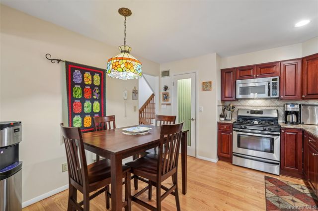 164 N Route 303 2, Congers, NY 10920