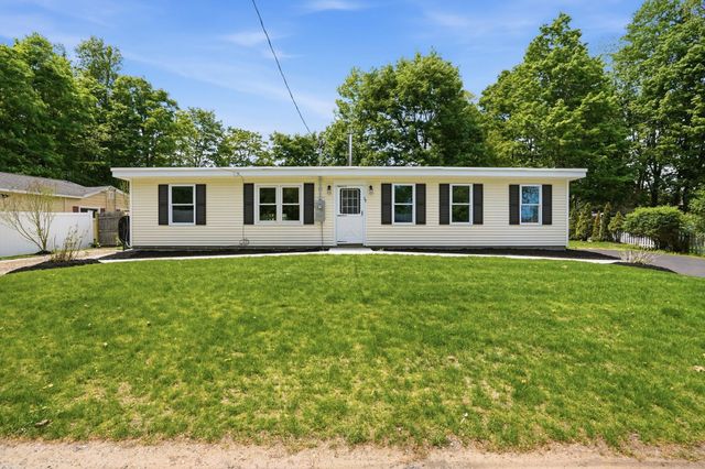 20 Orchard Terrace, Salem, NH 03079