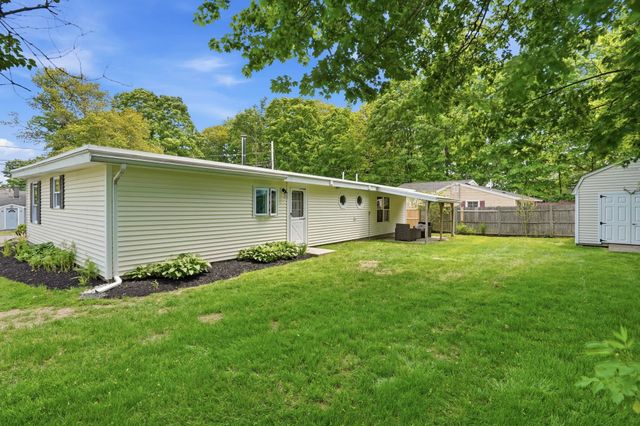 20 Orchard Terrace, Salem, NH 03079