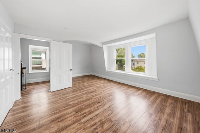 565 Madison Ave, Elizabeth City, NJ 07201