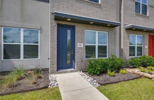 438 William D Fitch Parkway, College Station, TX 77845