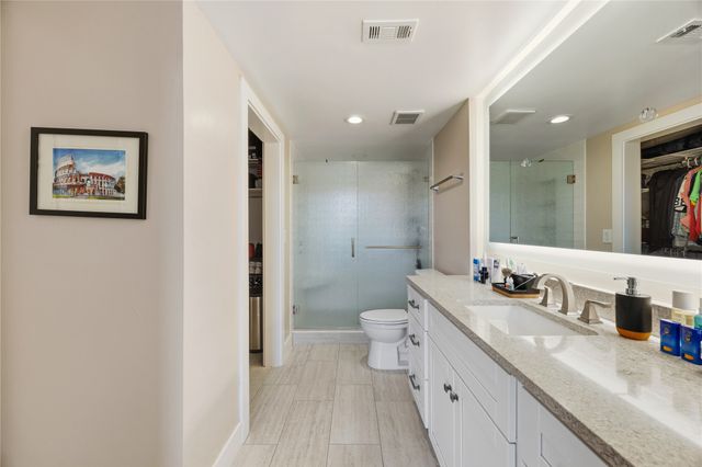 2502 Live Oak Street 235, Dallas, TX 75204