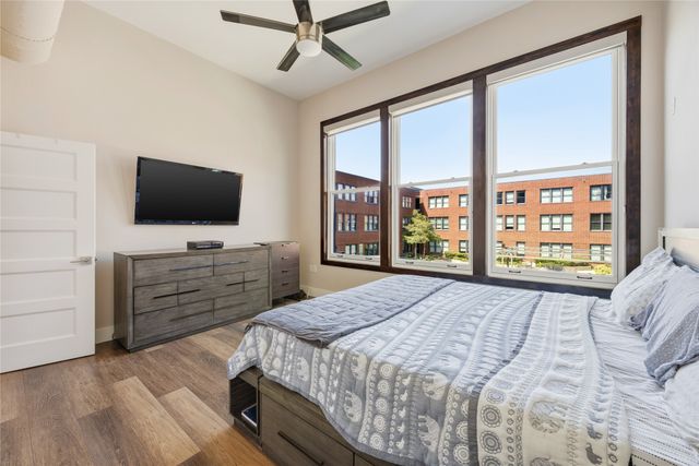 2502 Live Oak Street 235, Dallas, TX 75204