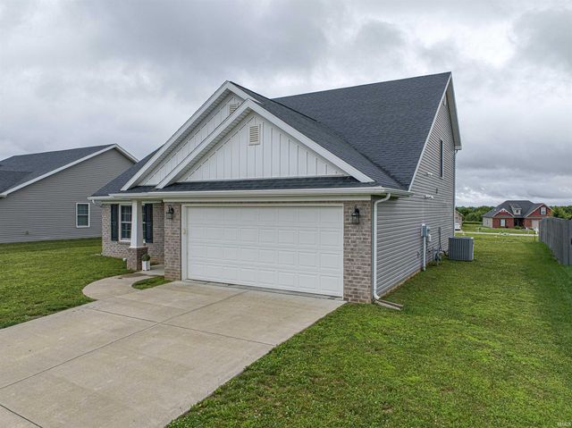 8150 Edenton Drive, Evansville, IN 47715