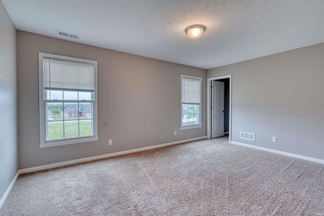 8150 Edenton Drive, Evansville, IN 47715