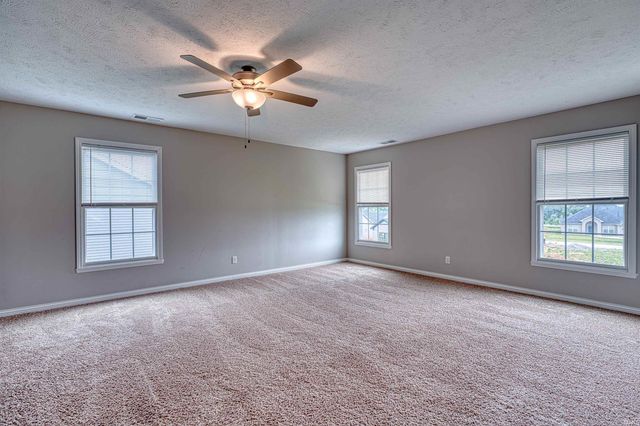 8150 Edenton Drive, Evansville, IN 47715