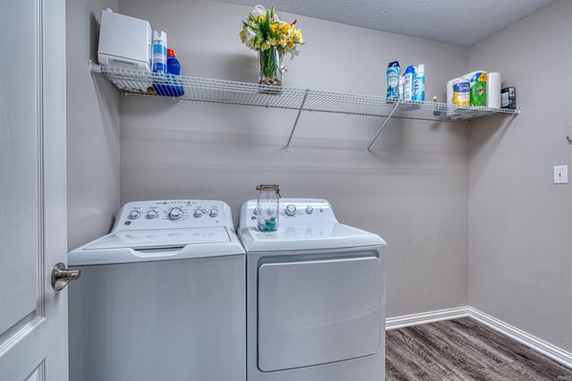 8150 Edenton Drive, Evansville, IN 47715