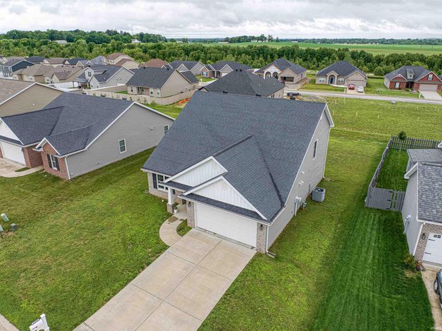 8150 Edenton Drive, Evansville, IN 47715