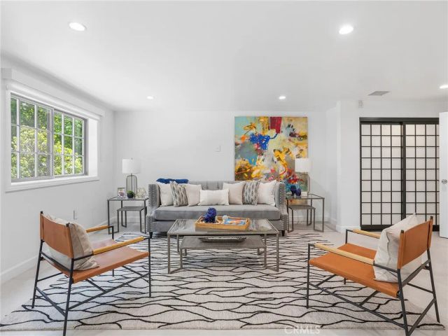 7580 McGroarty Terrace, Tujunga, CA 91042