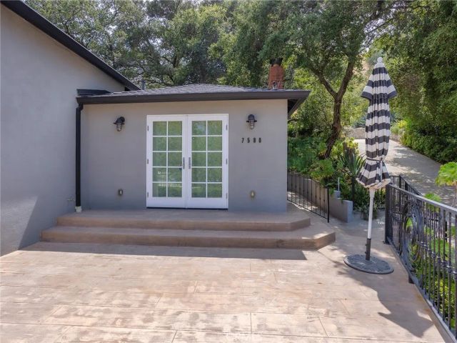 7580 McGroarty Terrace, Tujunga, CA 91042