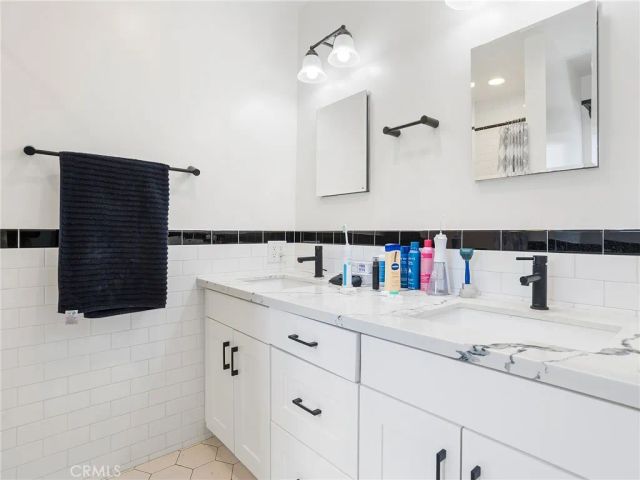 7580 McGroarty Terrace, Tujunga, CA 91042