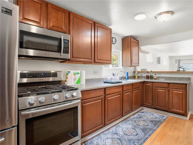 7580 McGroarty Terrace, Tujunga, CA 91042