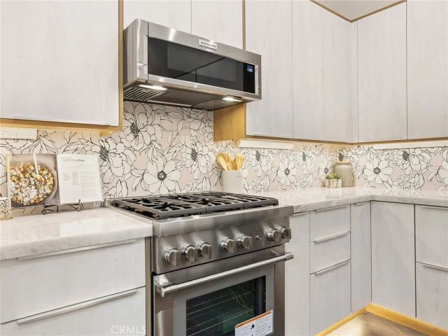 7580 McGroarty Terrace, Tujunga, CA 91042