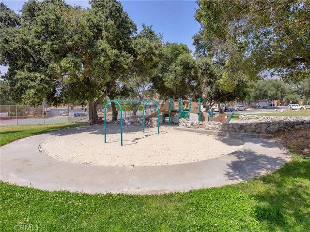 7580 McGroarty Terrace, Tujunga, CA 91042