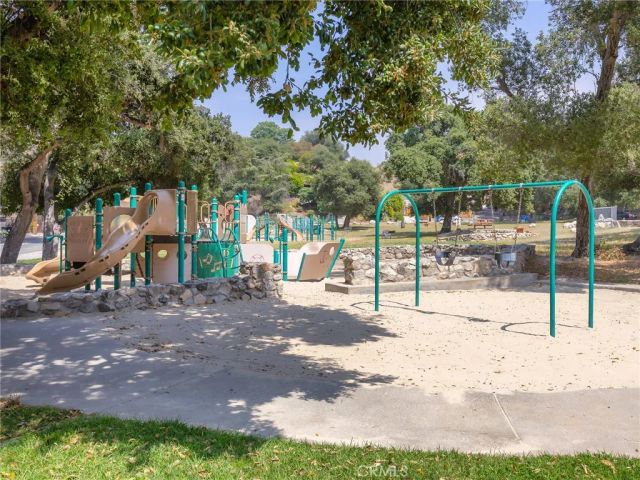7580 McGroarty Terrace, Tujunga, CA 91042
